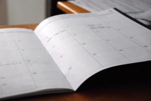 Calendar to stop procrastinating and clean your house