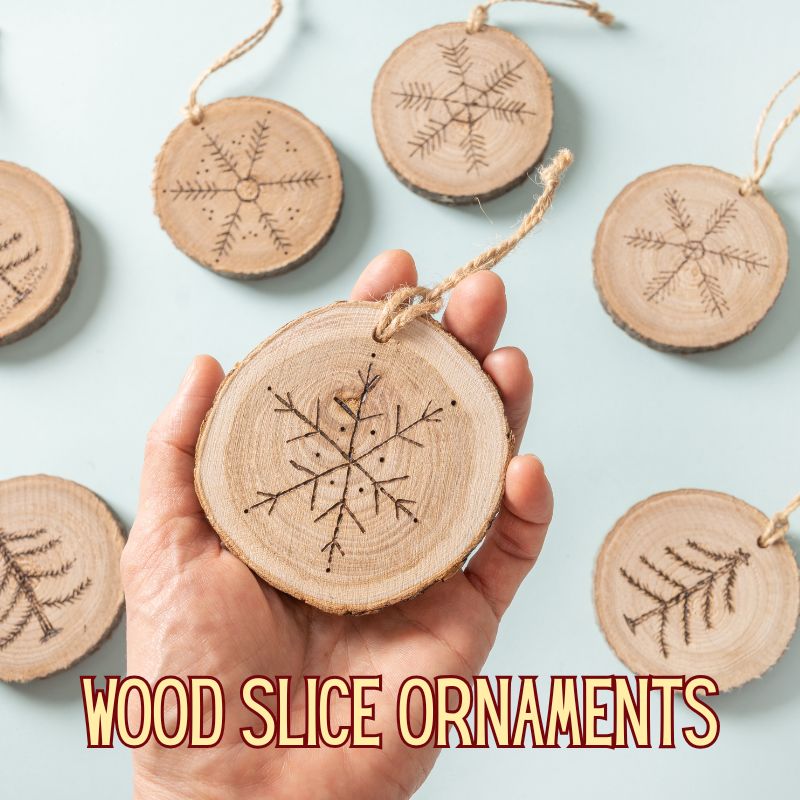 Wood slice ornaments - Easy DIY Christmas Ornament Ideas